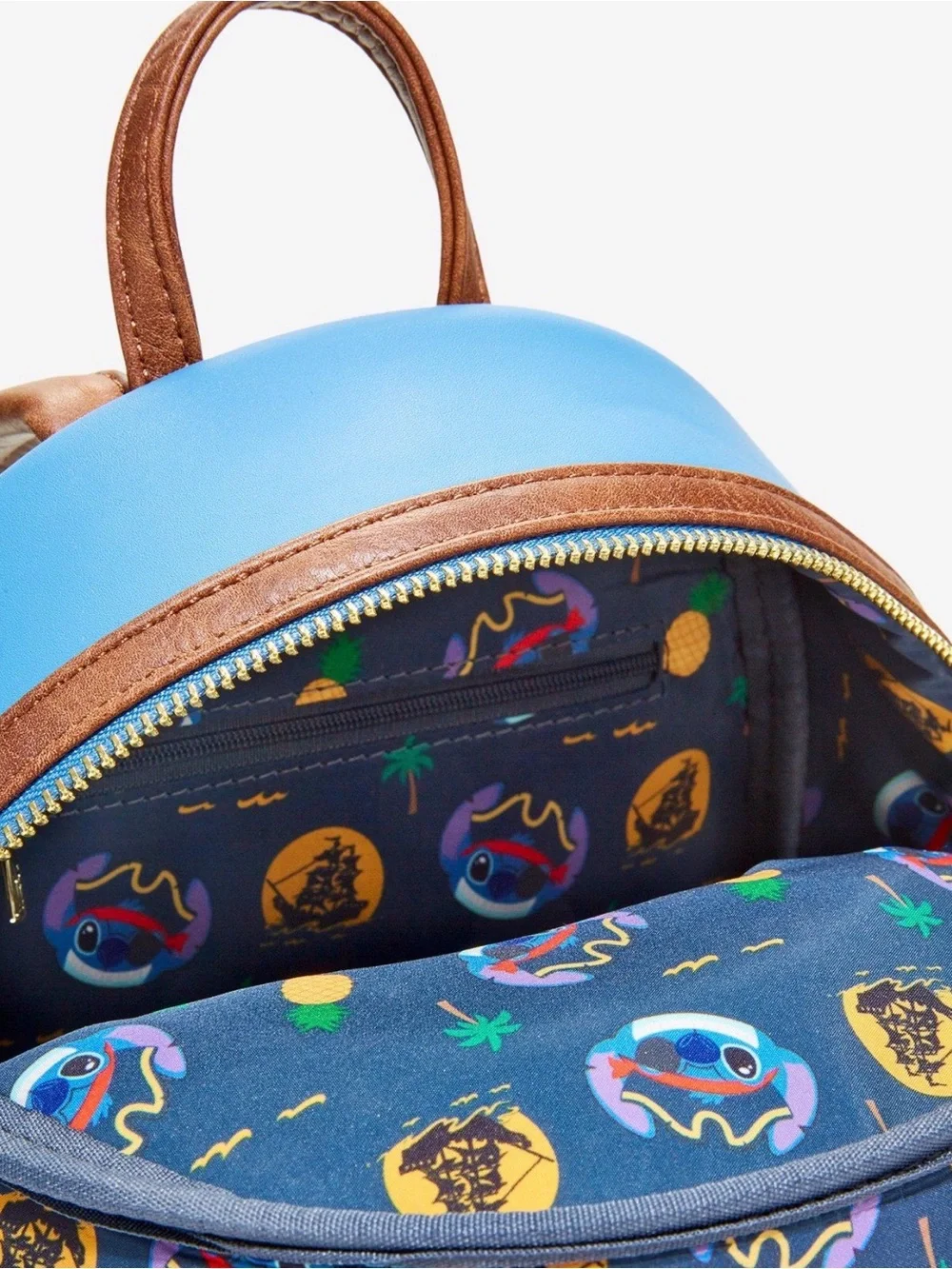 New Loungefly Disney Lilo & Stitch Pirate Stitch Figural Mini Backpack
